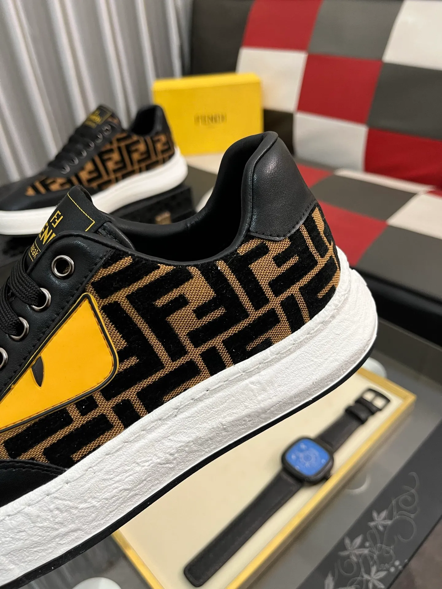 Men's shoes 💰420⌚️⌚️FENDI "Fendi" P480 Regular size: 38-44 (casual shoes) Product materials: Selected cowhide upper, soft sheepskin lining; original outsole. 4️⃣colors available